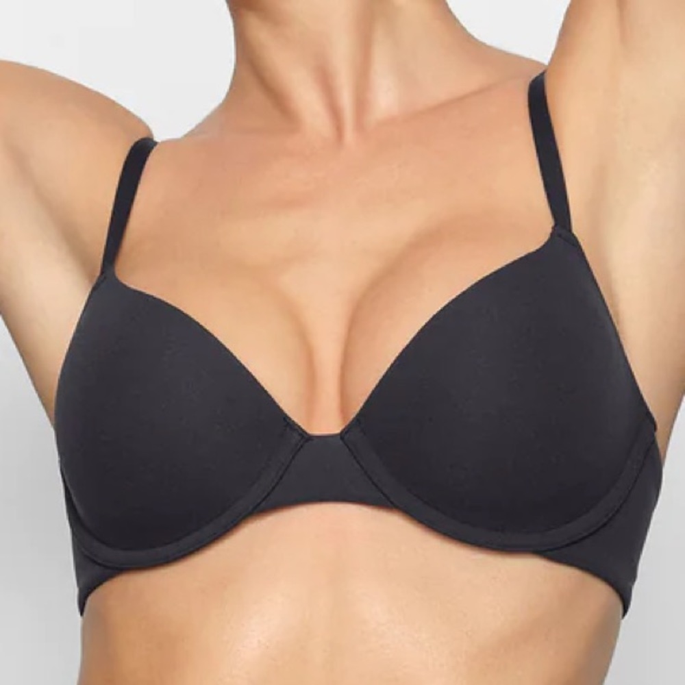 NWT - SKIMS Fits Everybody T-Shirt Bra 36DD - Onyx